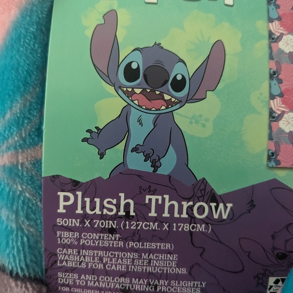 Disney  - Stitch Hibiscus Flower Plush Throw Blanket (50x 70) Pink Brand New - Picture 2 of 7
